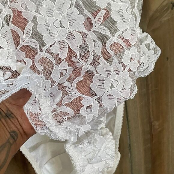 Vintage VICTORIA'S SECRET Gold Label Second Skin Teddy Lace Front 32B Nwot - Picture 2 of 10